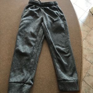 Immaculate boys Nike pants
